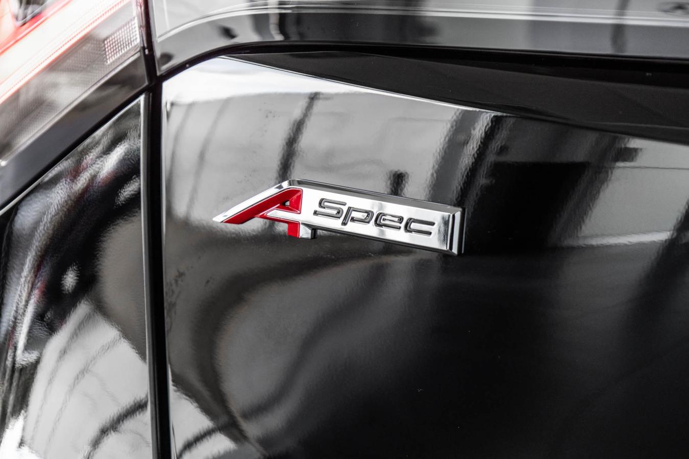 2025 Acura ADX - Image 12