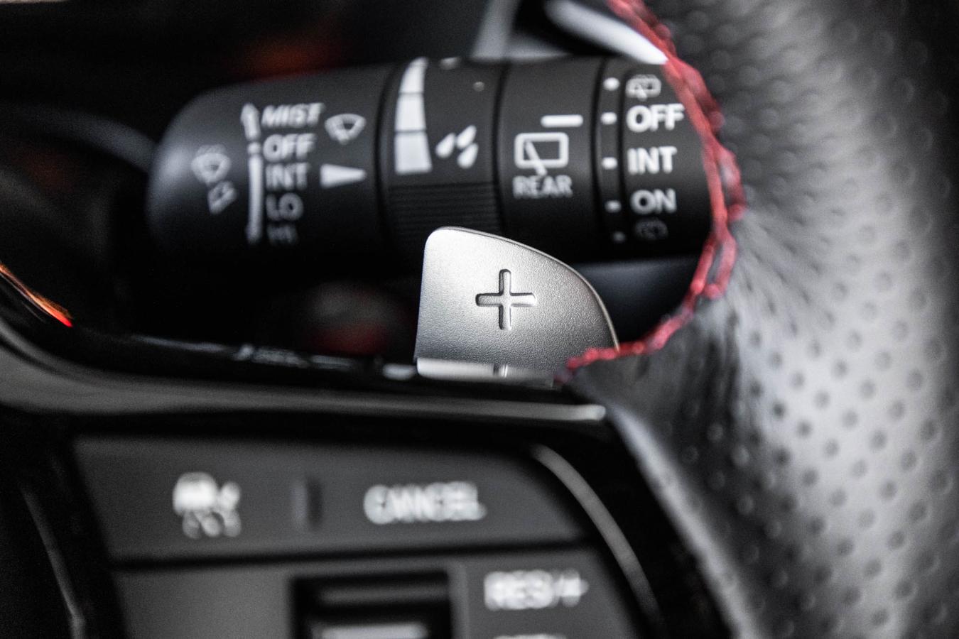 2025 Acura ADX - Image 23