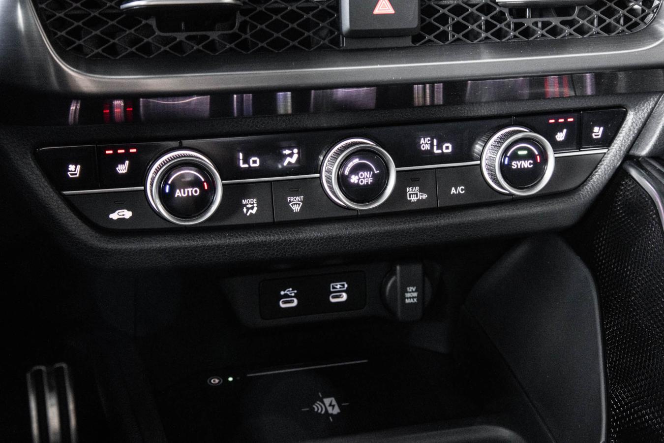 2025 Acura ADX - Image 28