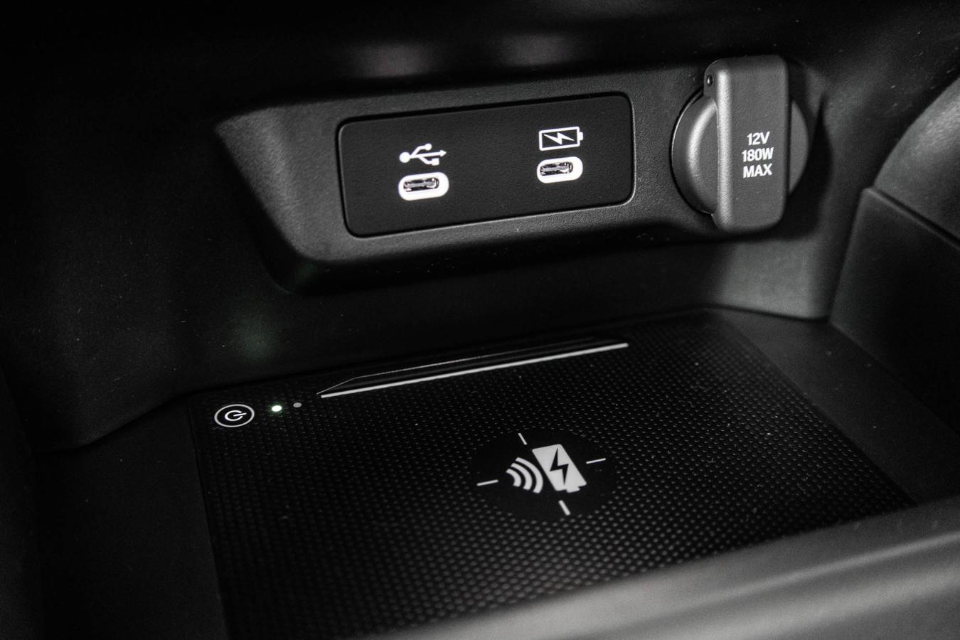 2025 Acura ADX - Image 31