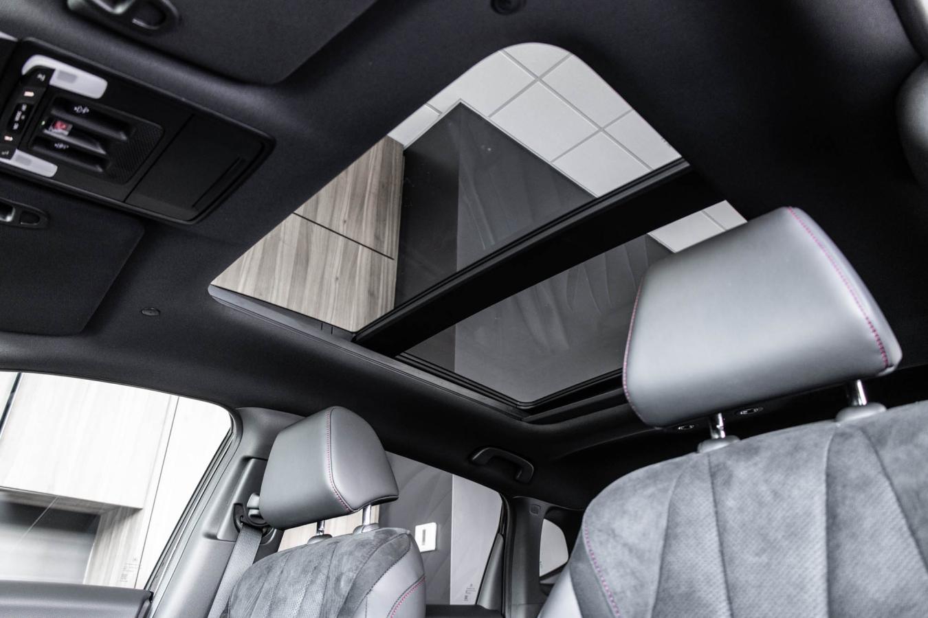 2025 Acura ADX - Image 34