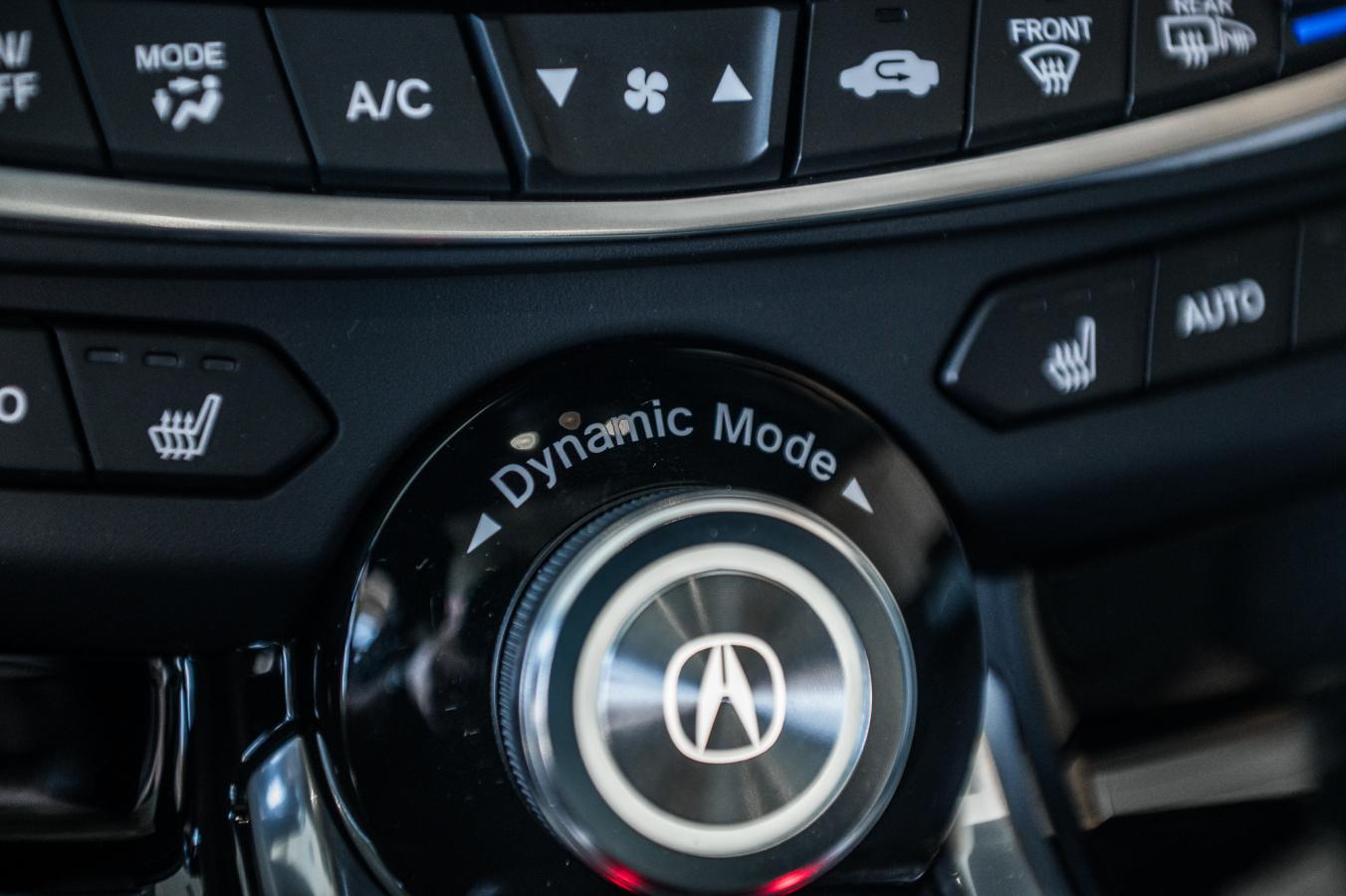 2024 Acura TLX - Image 25