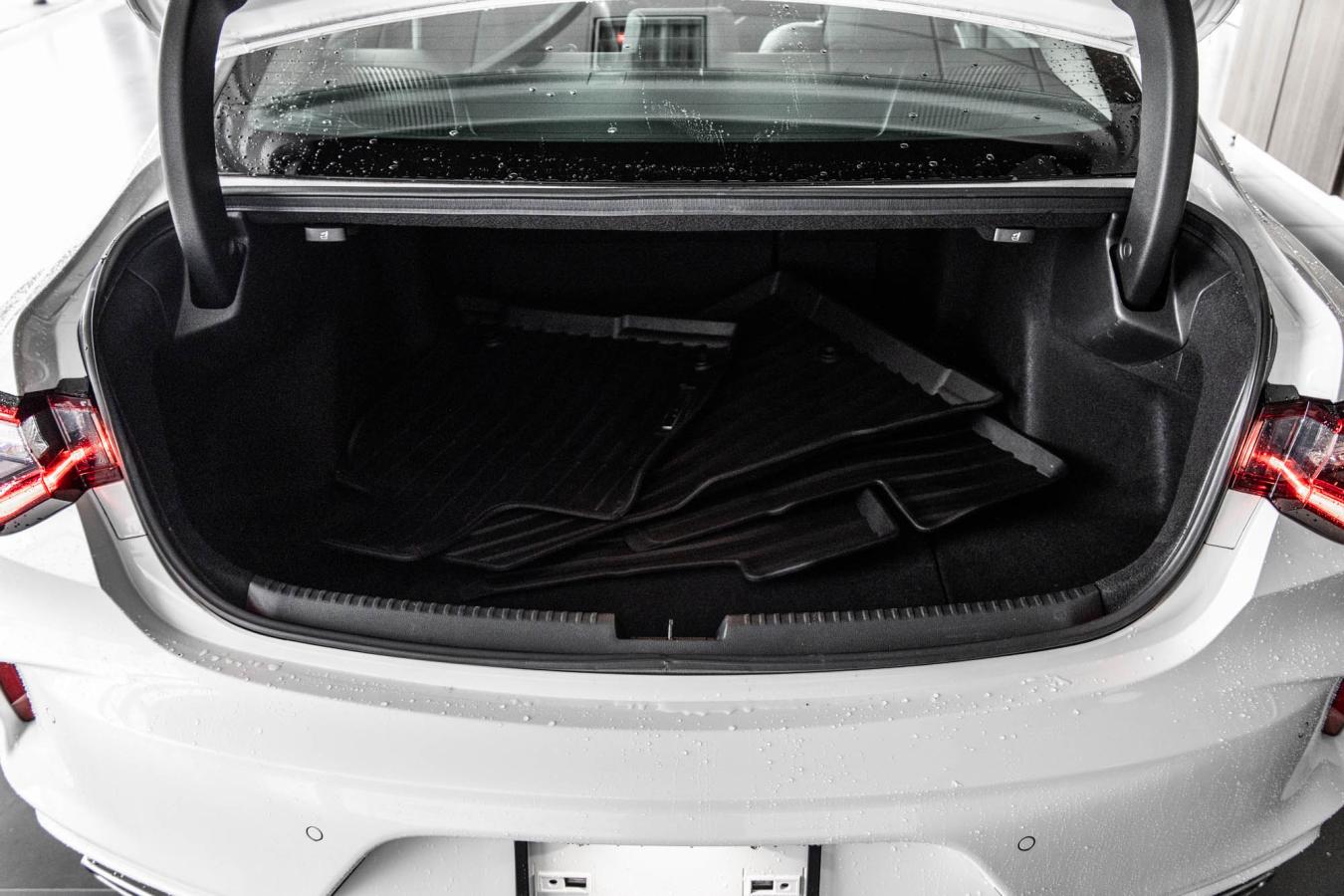 2021 Acura TLX - Image 10