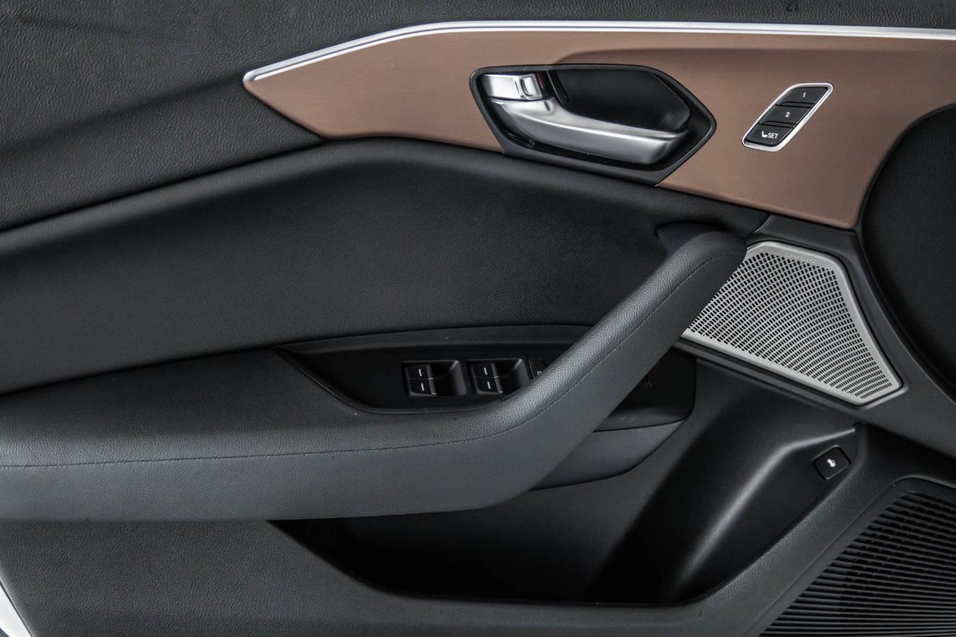 2021 Acura TLX - Image 11