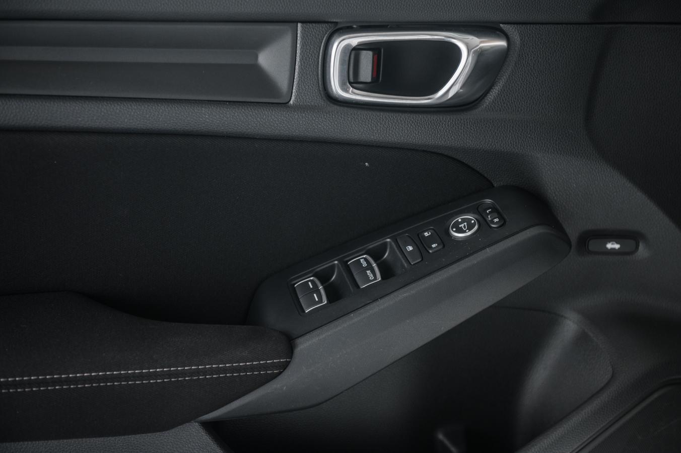 2023 Honda Civic - Image 11