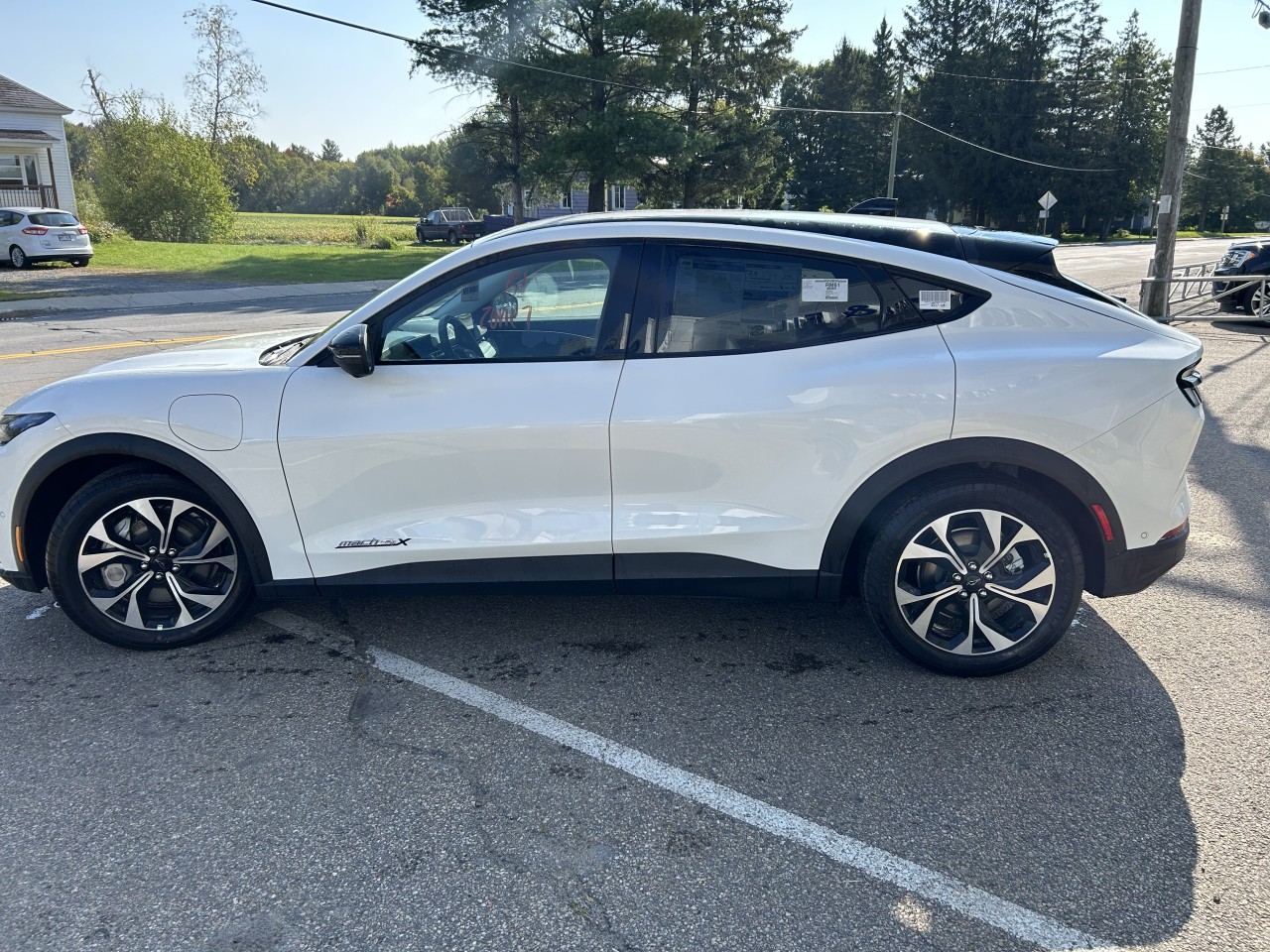 2024 Ford Mustang Mach-E - Image 7