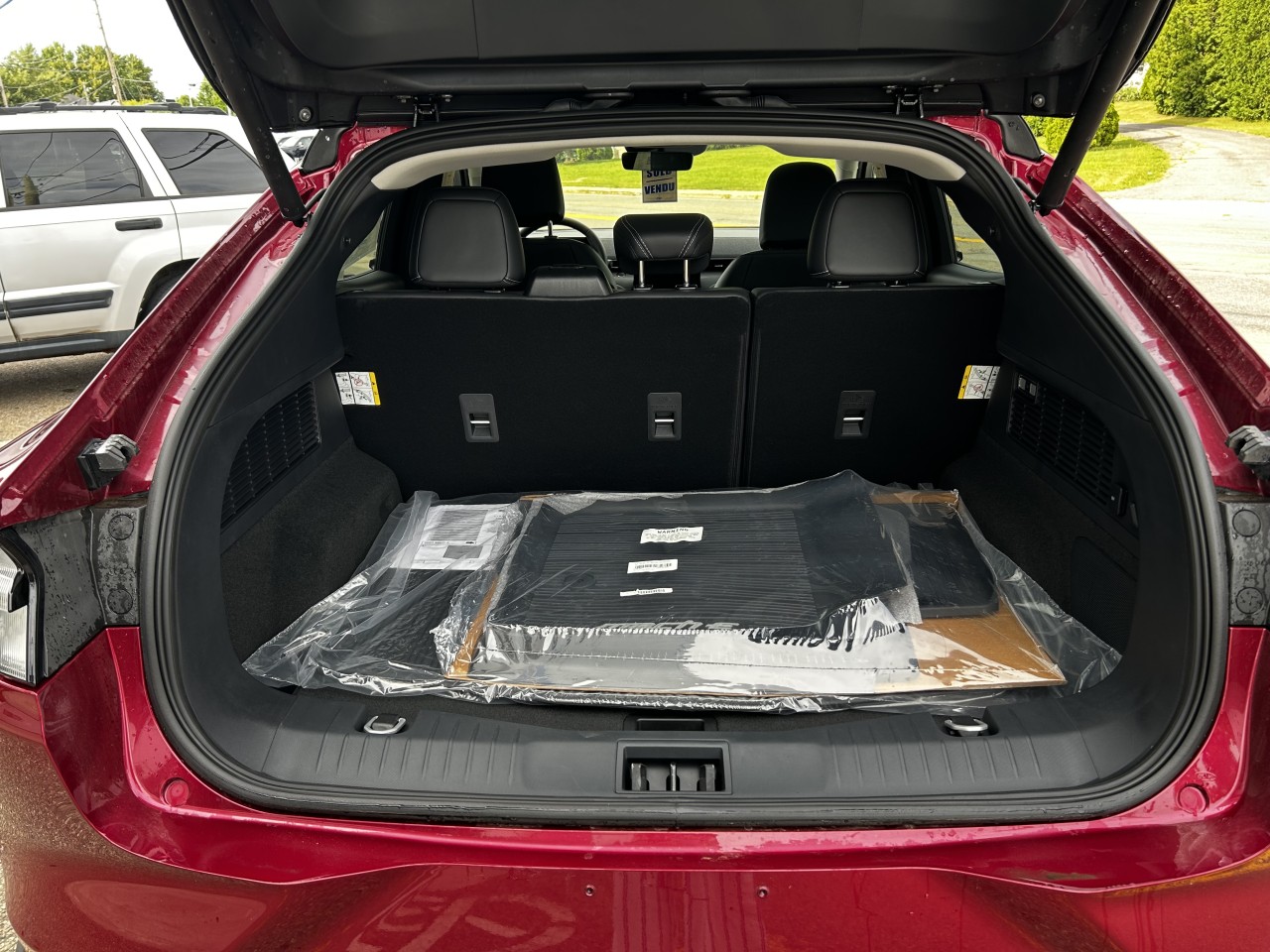 2025 Ford Mustang Mach-E - Image 6