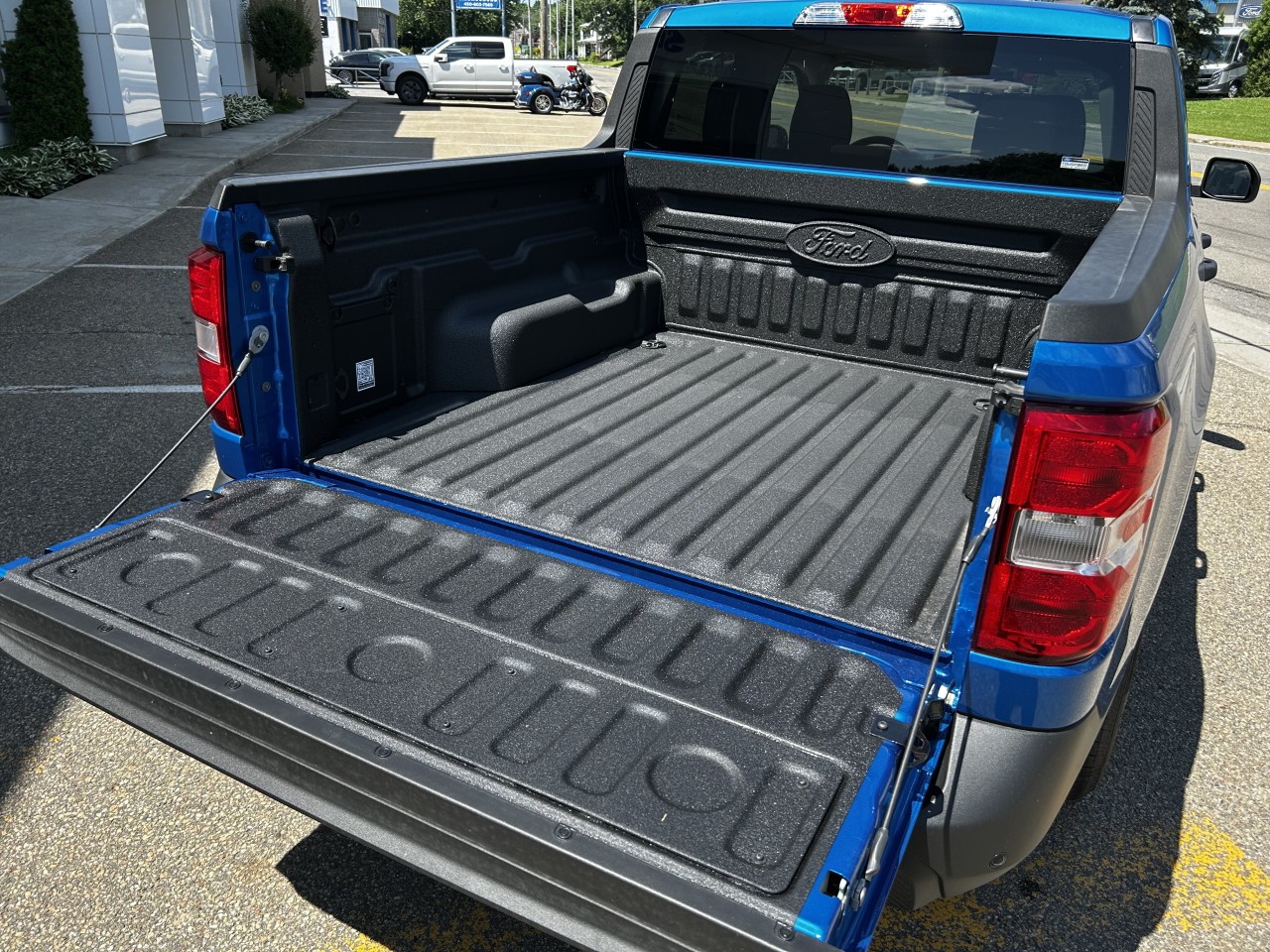 2025 Ford Maverick - Image 6