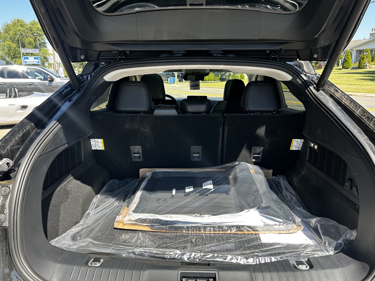 2025 Ford Mustang Mach-E - Image 5