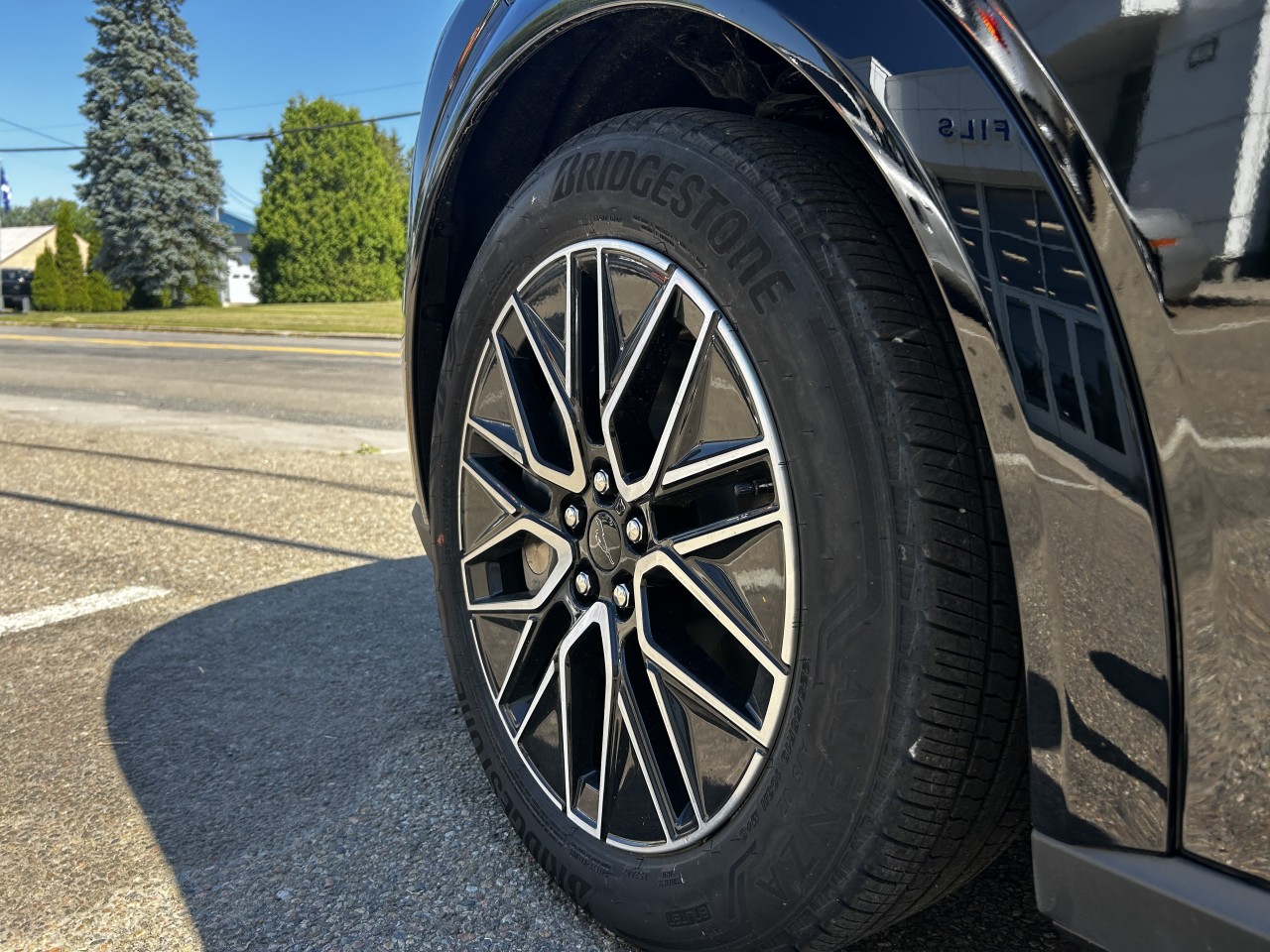 2025 Ford Mustang Mach-E - Image 8