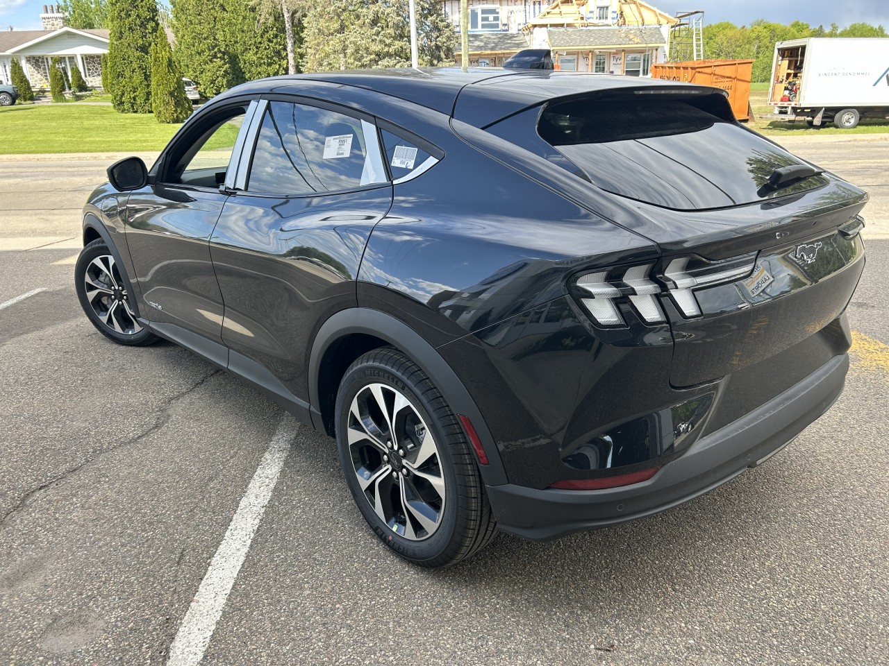 2025 Ford Mustang Mach-E - Image 6