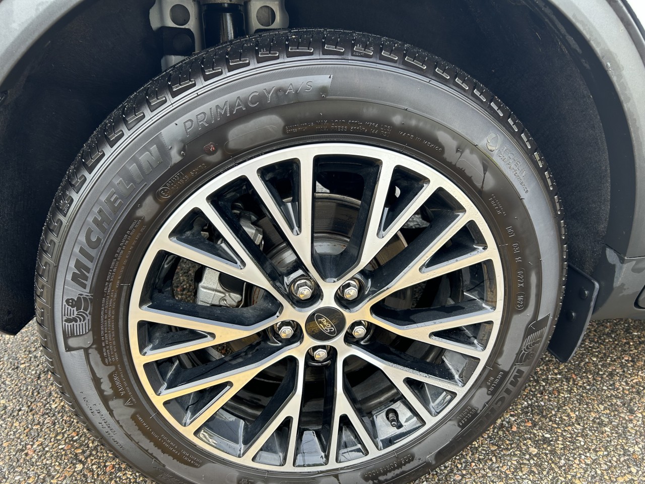 2023 Ford Escape - Image 13