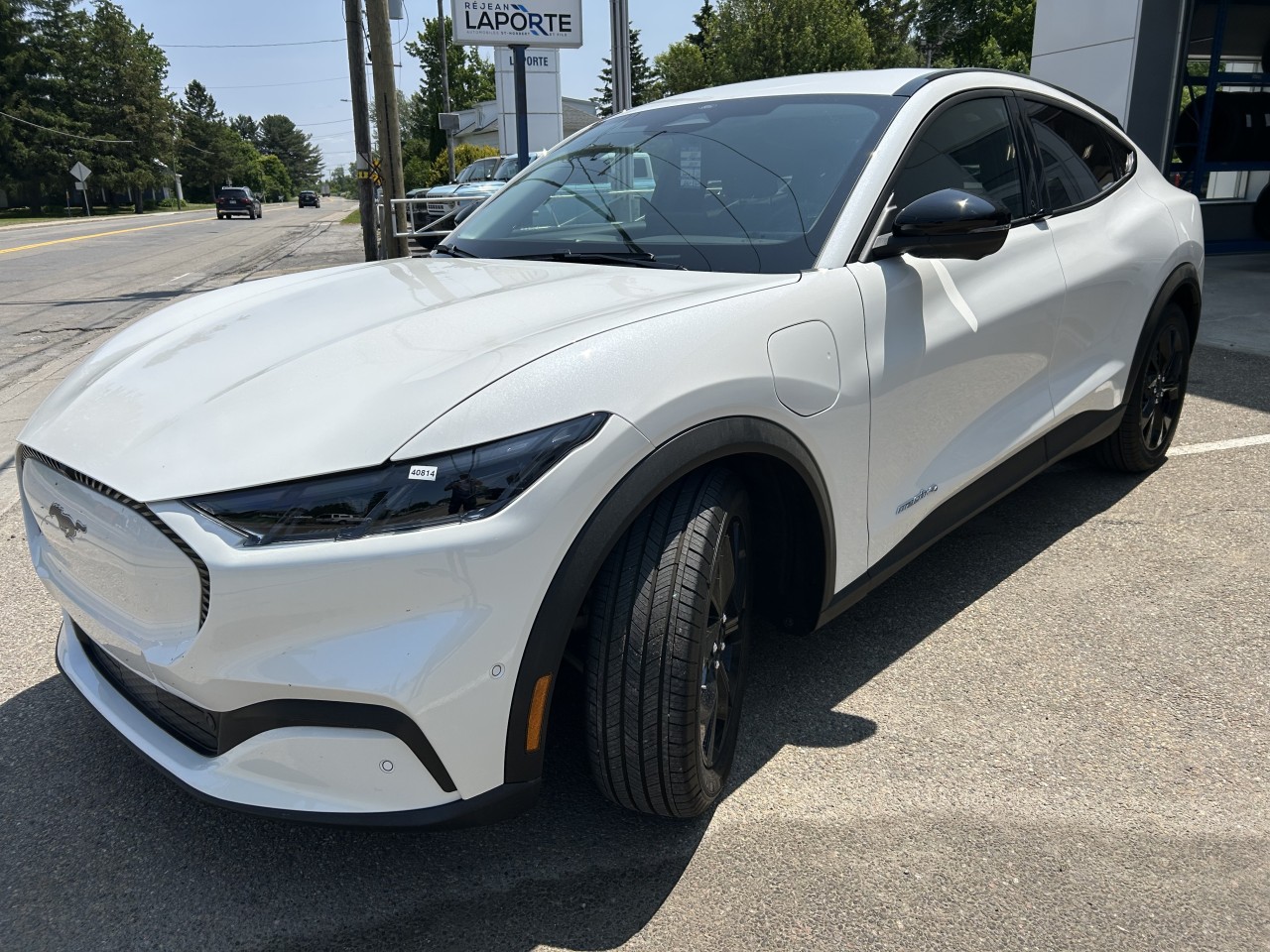 2024 Ford Mustang Mach-E - Image 9
