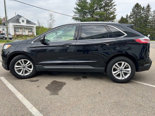 2019 Ford Edge - Image 10