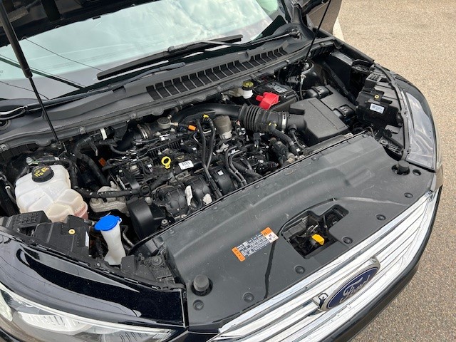 2019 Ford Edge - Image 18