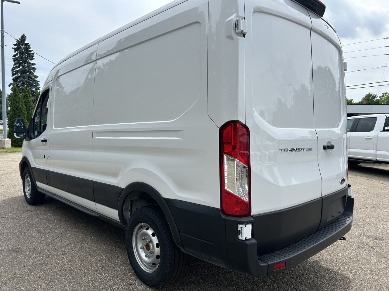 2025 Ford Transit fourgon utilitaire - Image 6