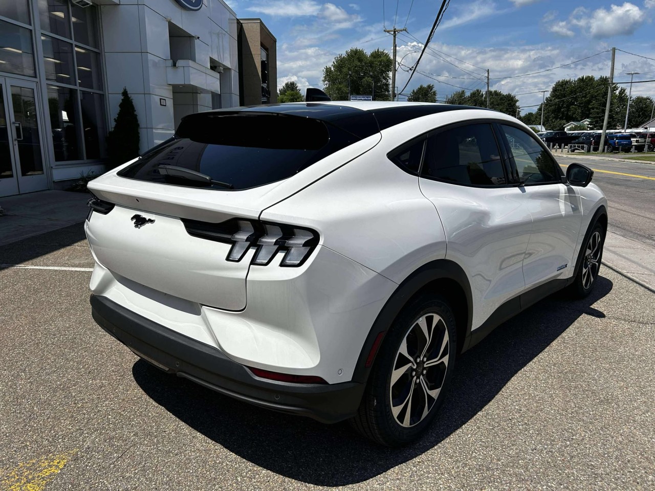 2024 Ford Mustang Mach-E - Image 6