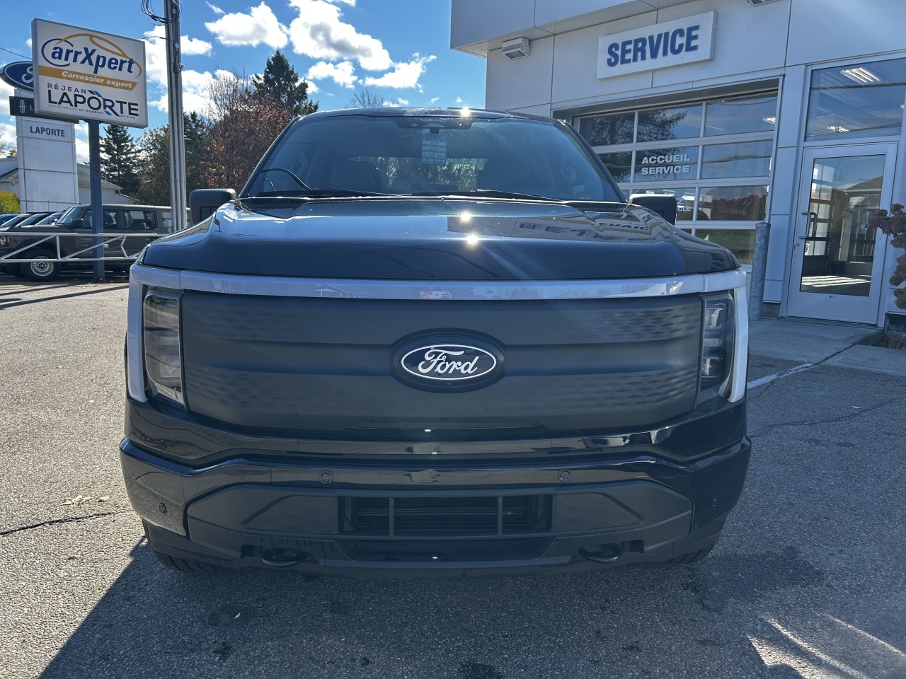 2025 Ford F-150 Lightning - Image 2