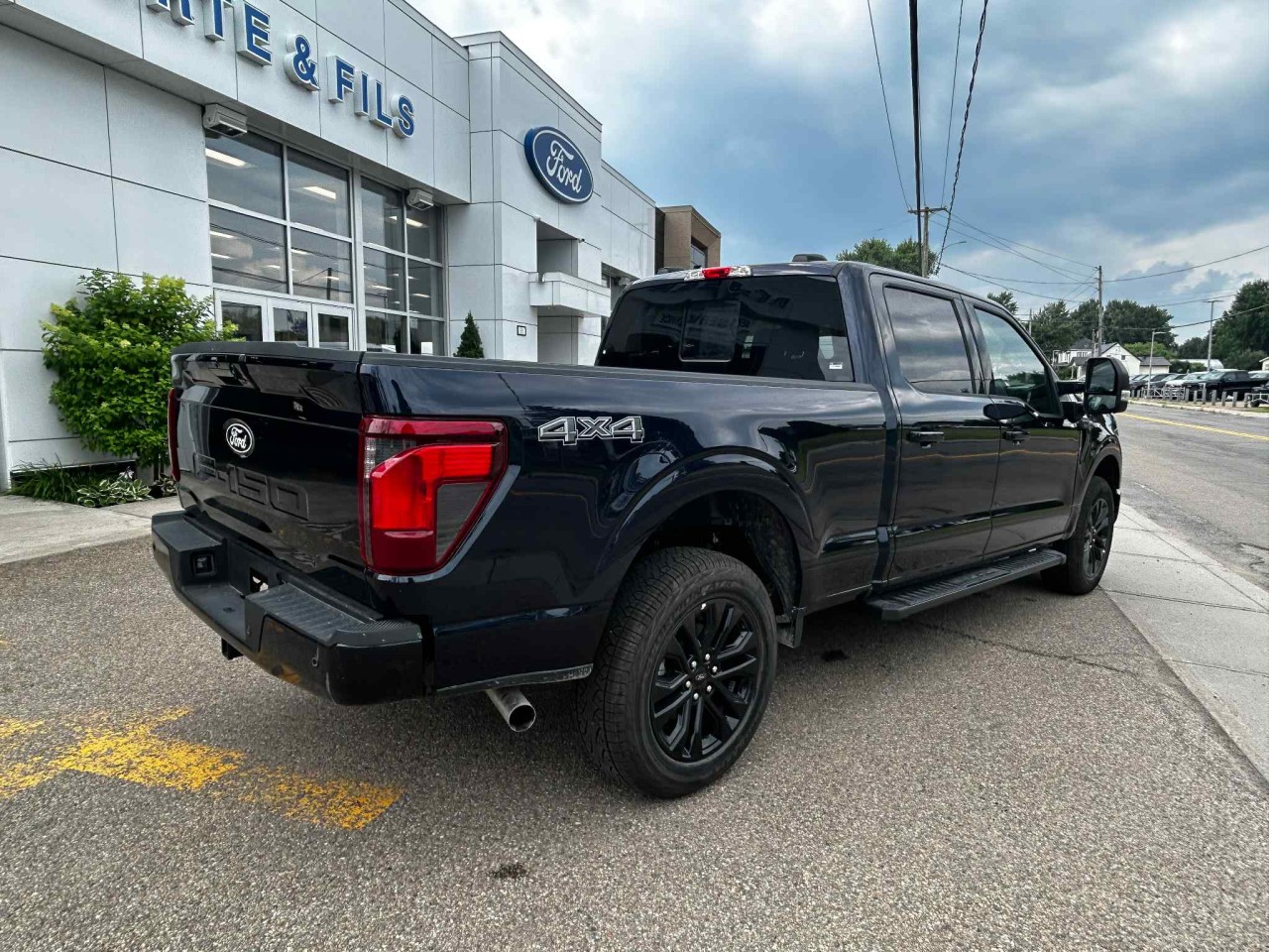 2025 Ford F-150 - Image 6