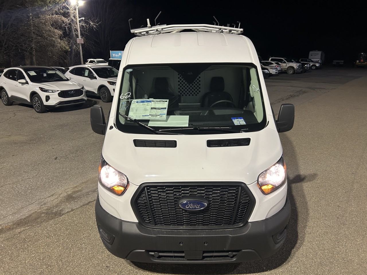 2024 Ford Transit fourgon utilitaire - Image 9