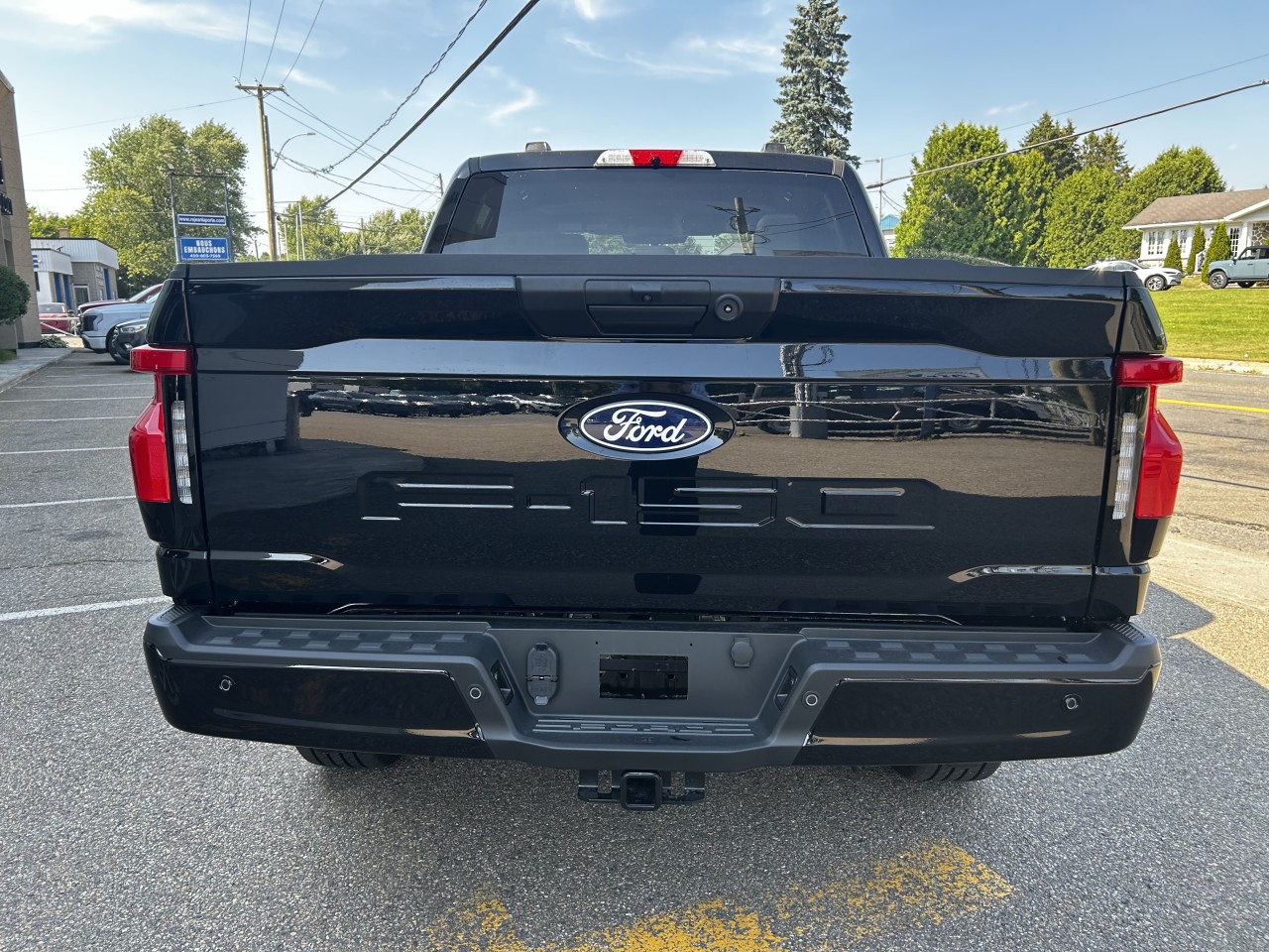 2025 Ford F-150 Lightning - Image 5