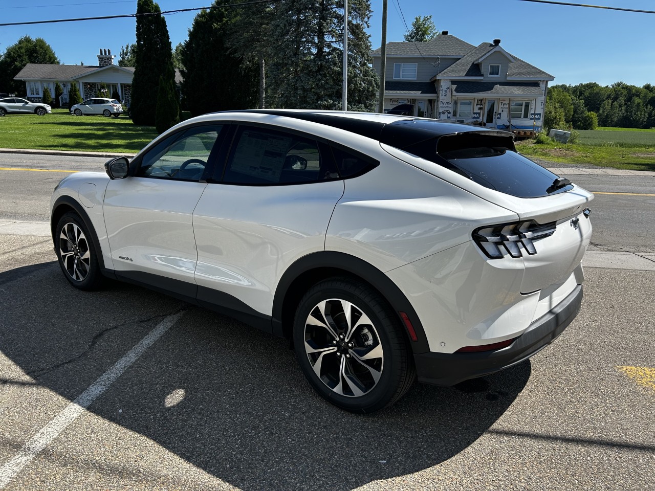 2024 Ford Mustang Mach-E - Image 4