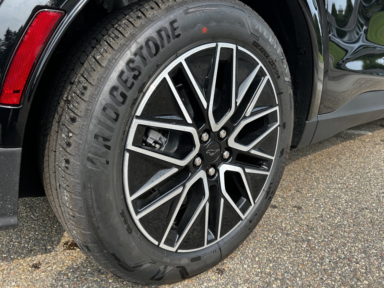 2026 Ford Mustang Mach-E - Image 9