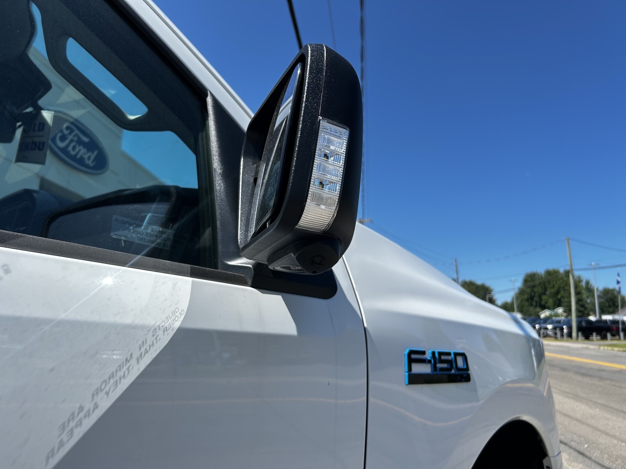 2025 Ford F-150 Lightning - Image 10