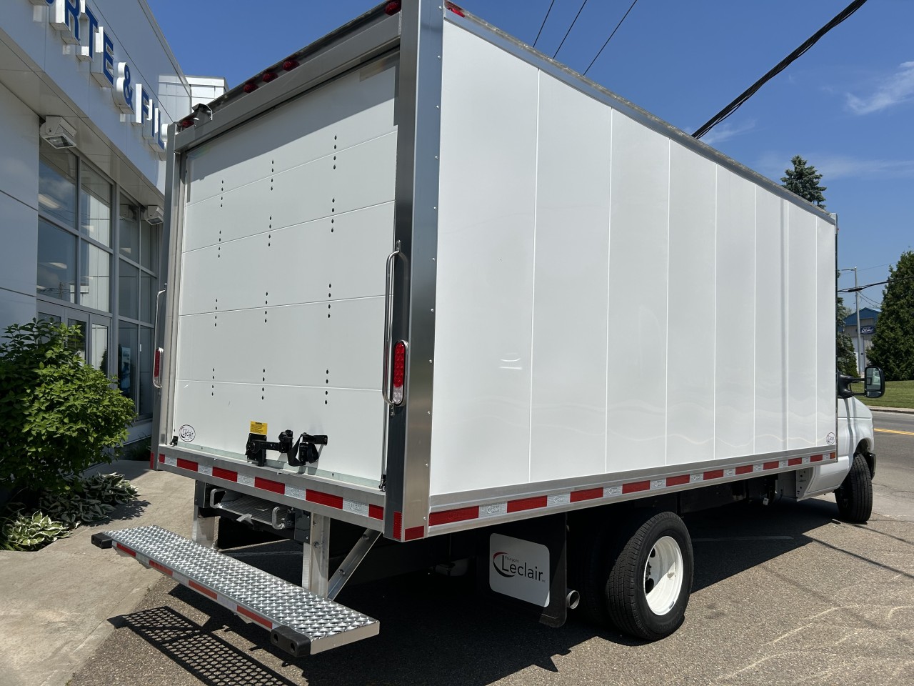 2024 Ford Série E tronqué - Image 5