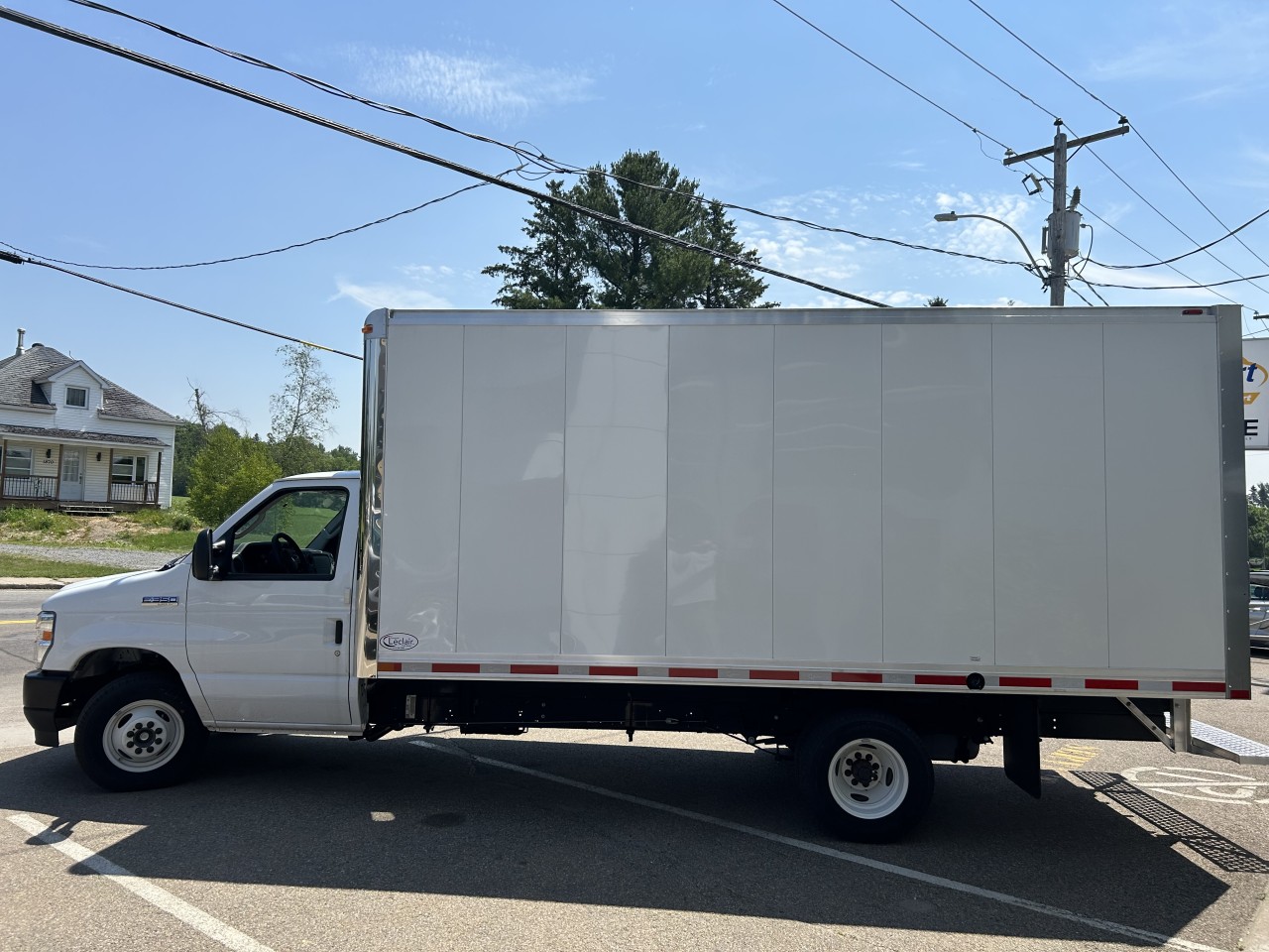 2024 Ford Série E tronqué - Image 8