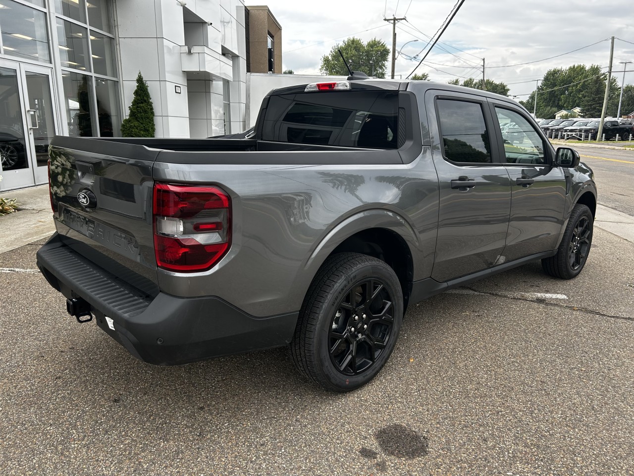 2025 Ford Maverick - Image 8