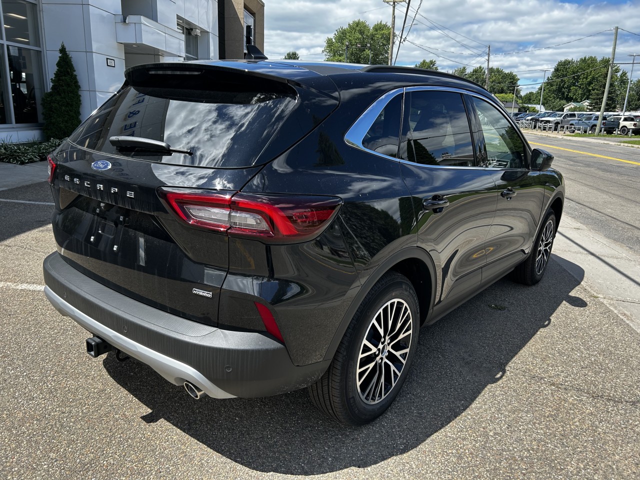 2025 Ford Escape - Image 8