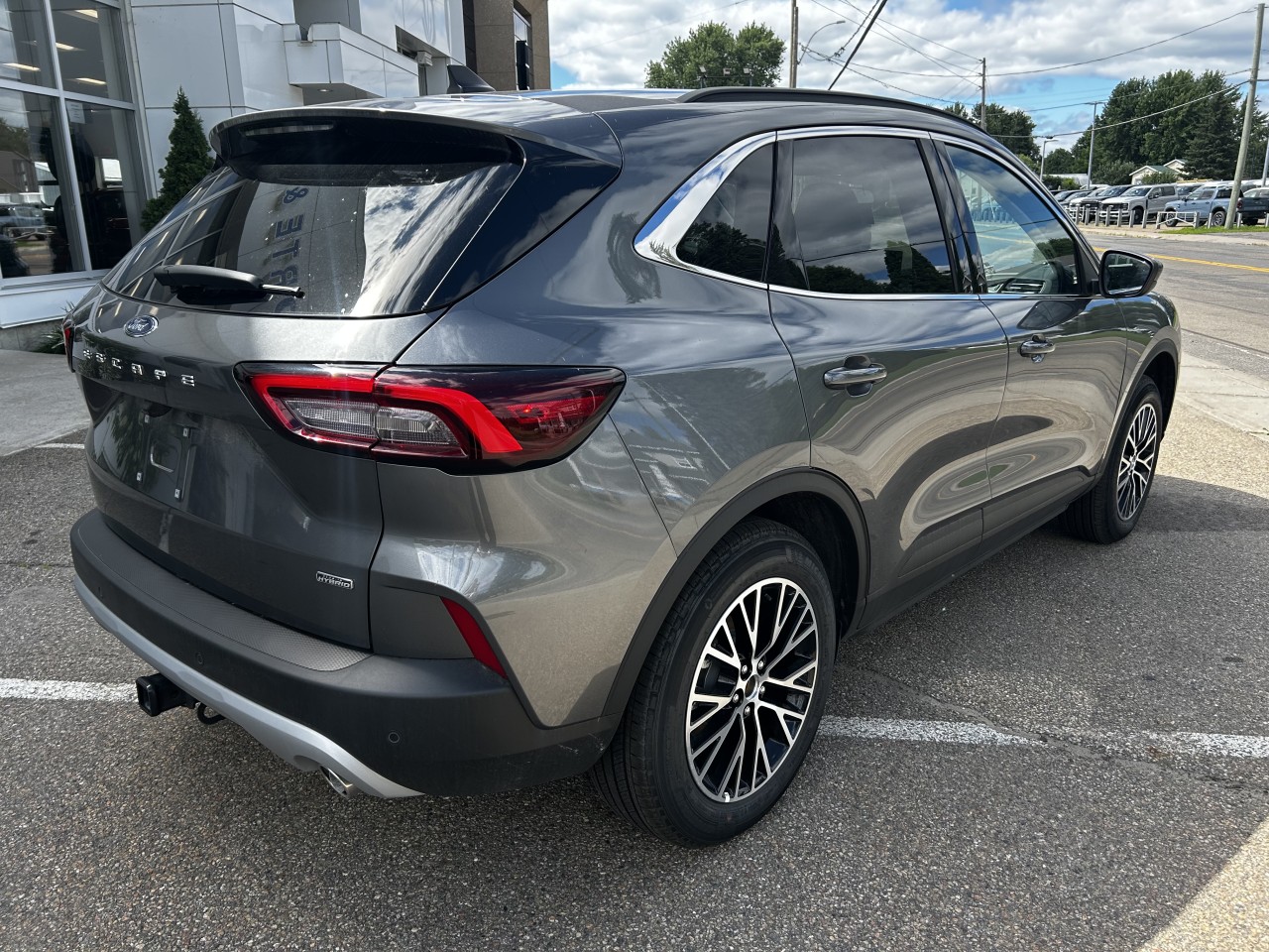 2025 Ford Escape - Image 7