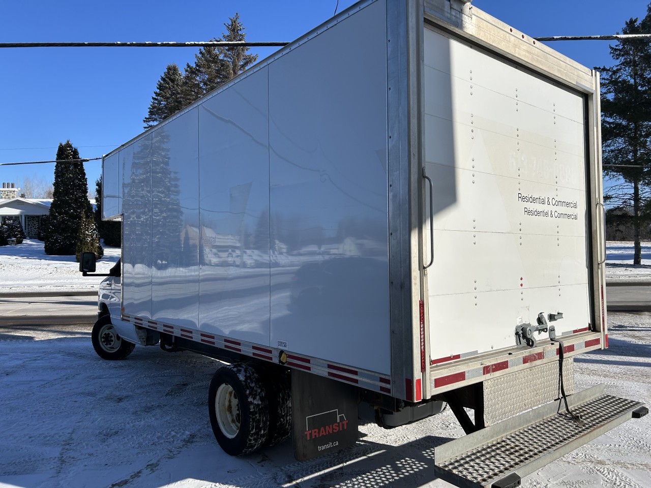 2019 Ford Série E tronqué - Image 7