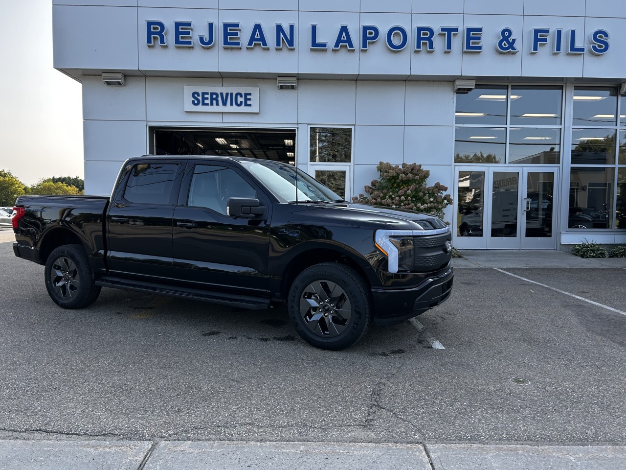 2025 Ford F-150 Lightning