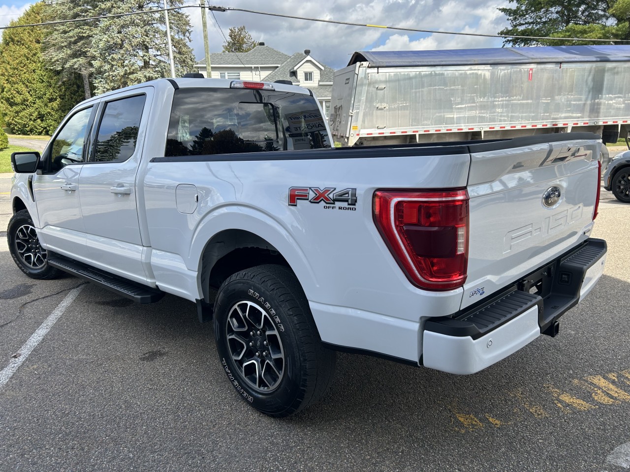 2021 Ford F-150 - Image 13