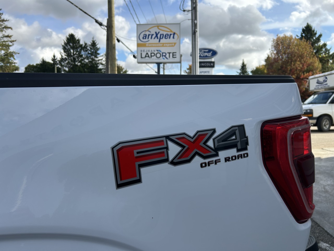 2021 Ford F-150 - Image 14