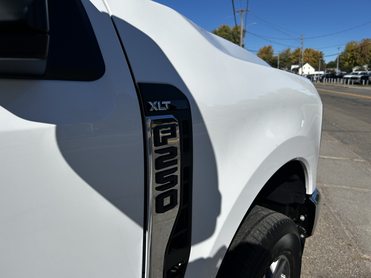 2025 Ford F-250 Super Duty - Image 10