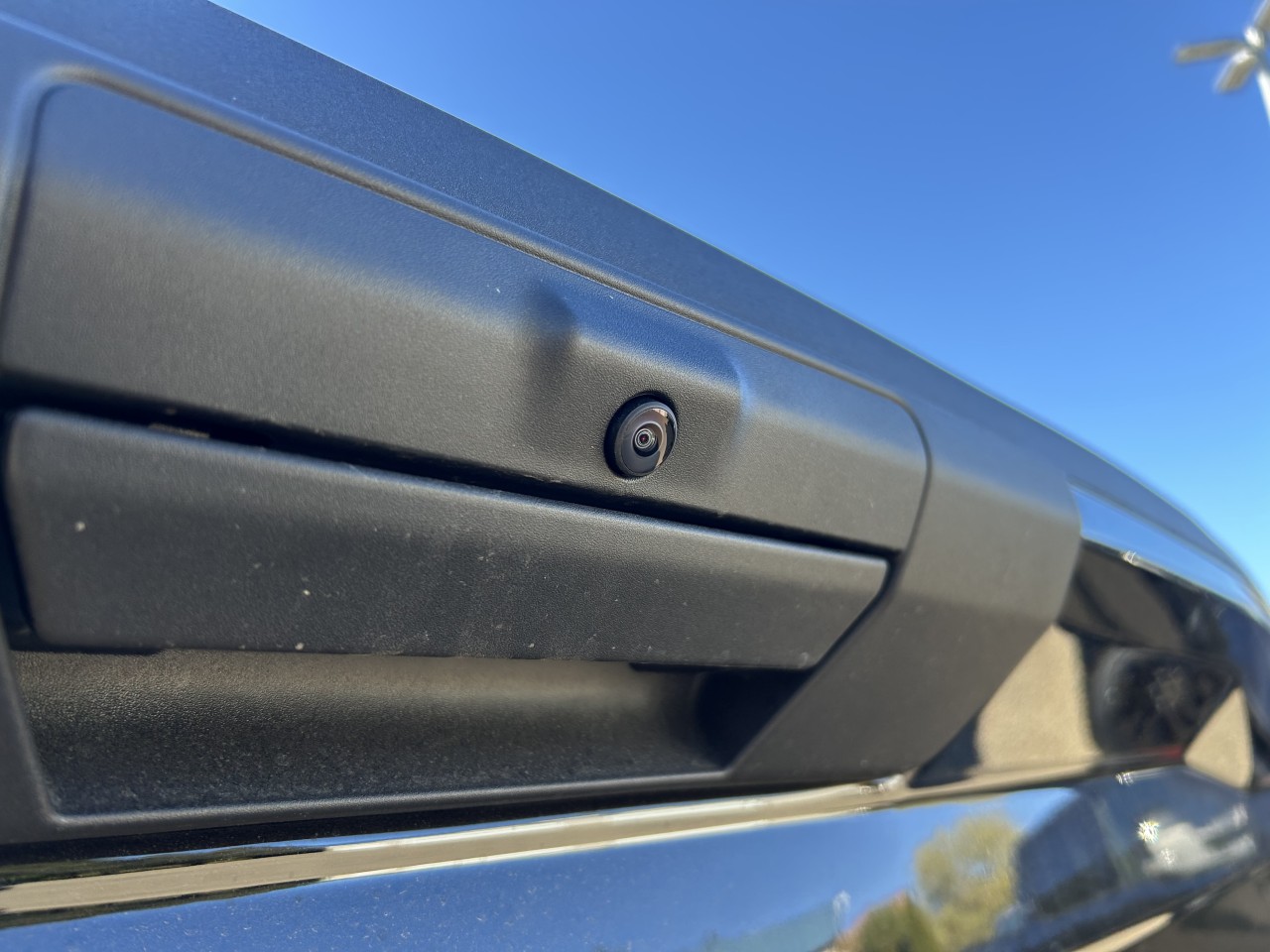 2025 Ford F-150 - Image 16