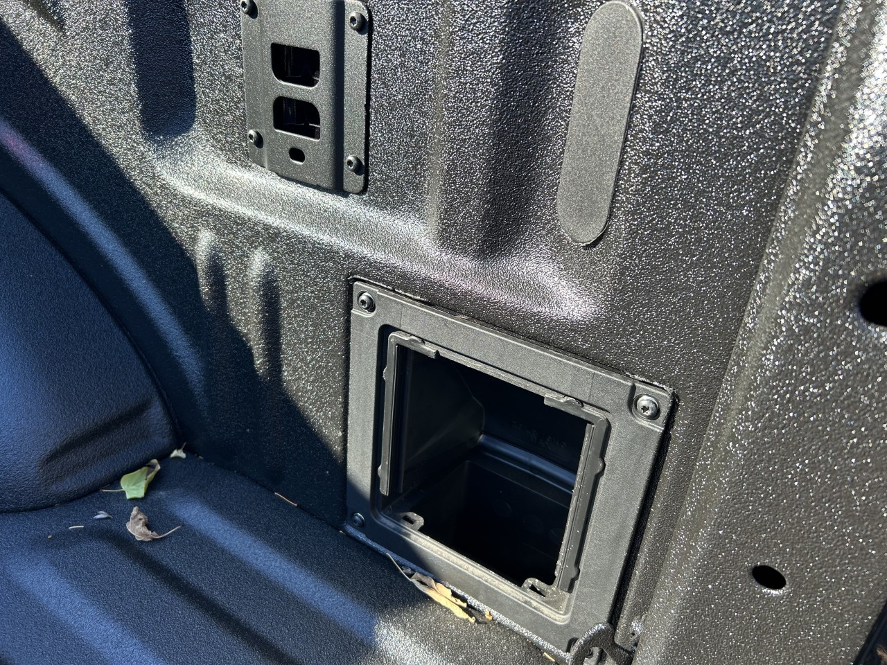 2025 Ford F-150 - Image 17