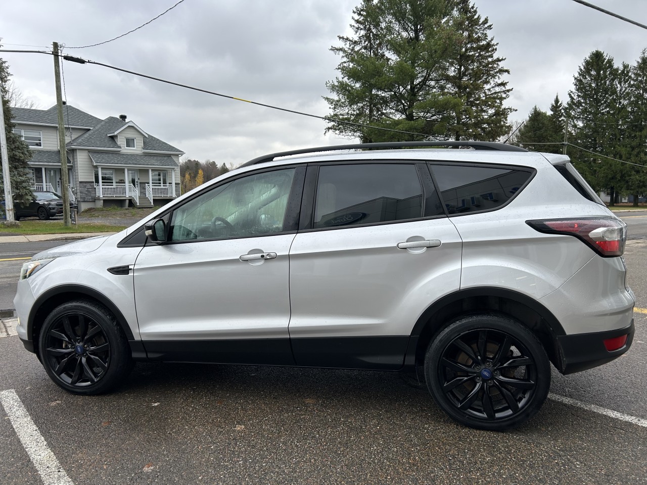 2017 Ford Escape - Image 8