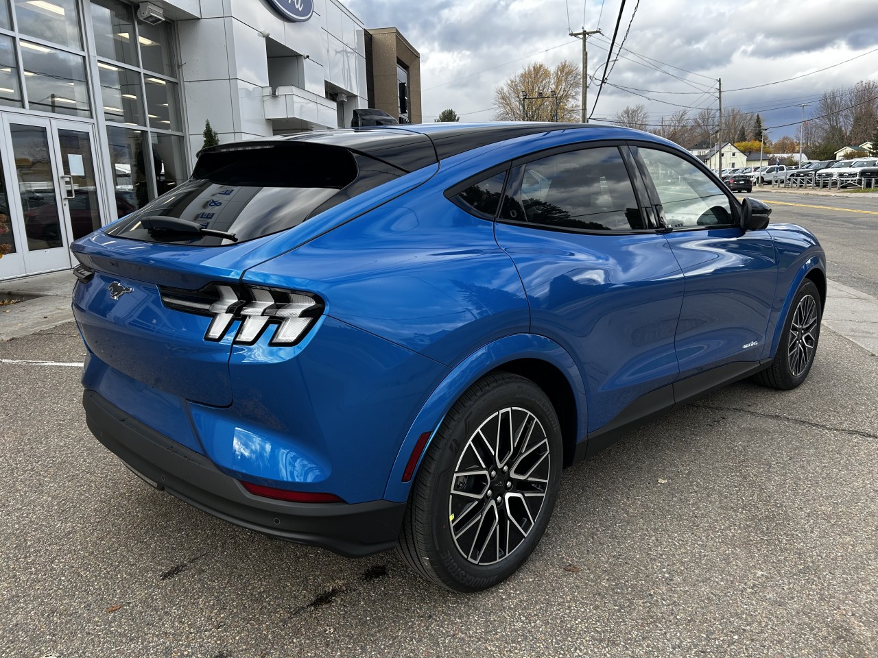 2025 Ford Mustang Mach-E - Image 7