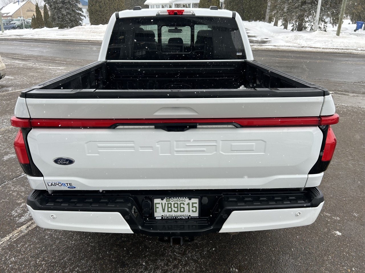 2023 Ford F-150 Lightning - Image 5