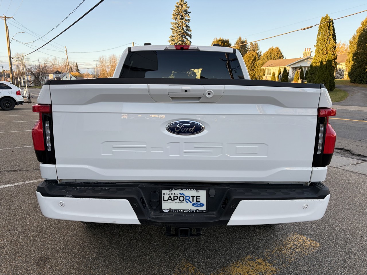 2023 Ford F-150 Lightning - Image 6