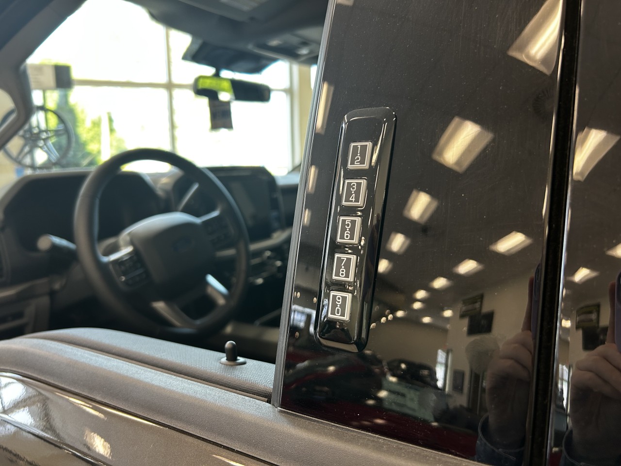 2024 Ford F-150 - Image 7