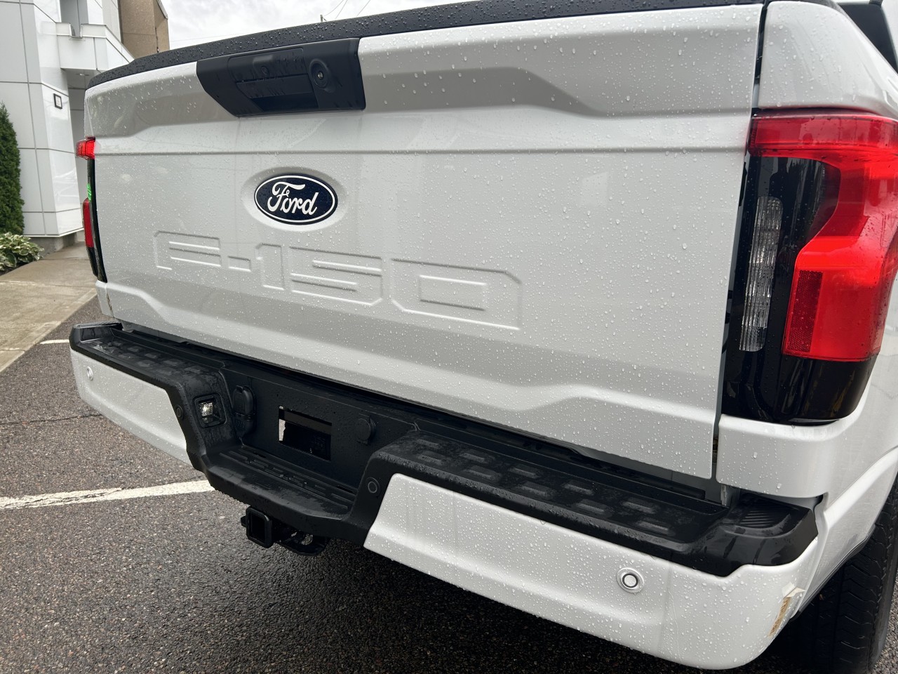 2024 Ford F-150 Lightning - Image 5