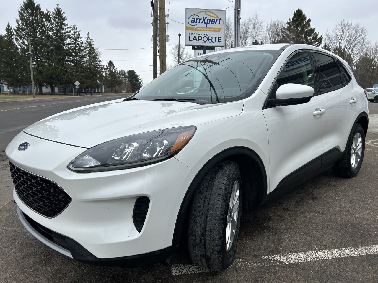 2020 Ford Escape - Image 8