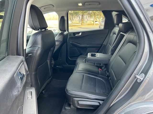 2022 Ford Escape - Image 14