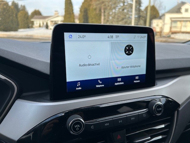 2022 Ford Escape - Image 19