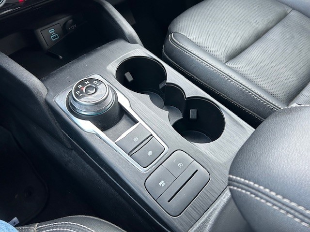 2022 Ford Escape - Image 23